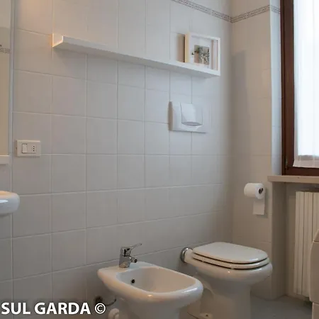 Welcome Traveller La Lavagna Sul Garda Apartment
